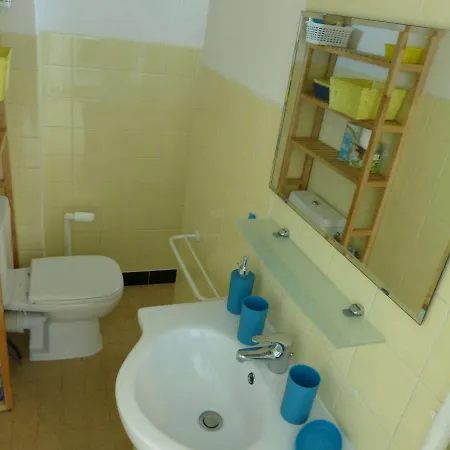 Apartment Au Bord De L'eau Avec Parking Prive Et Wifi - Fr-1-308-64 Le Lavandou