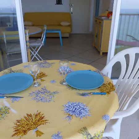 Vue Au Lavandou Avec Parking - Fr-1-308-64 ル・ラヴァンドゥー